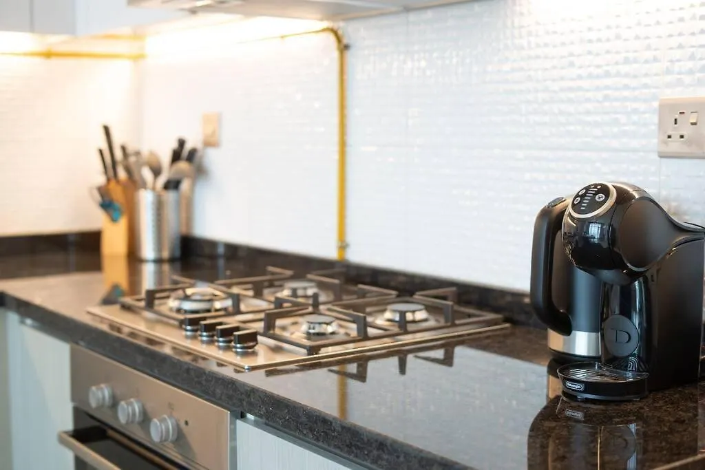 Quartier De Luxe - Cozy Studio Apartment Dubai